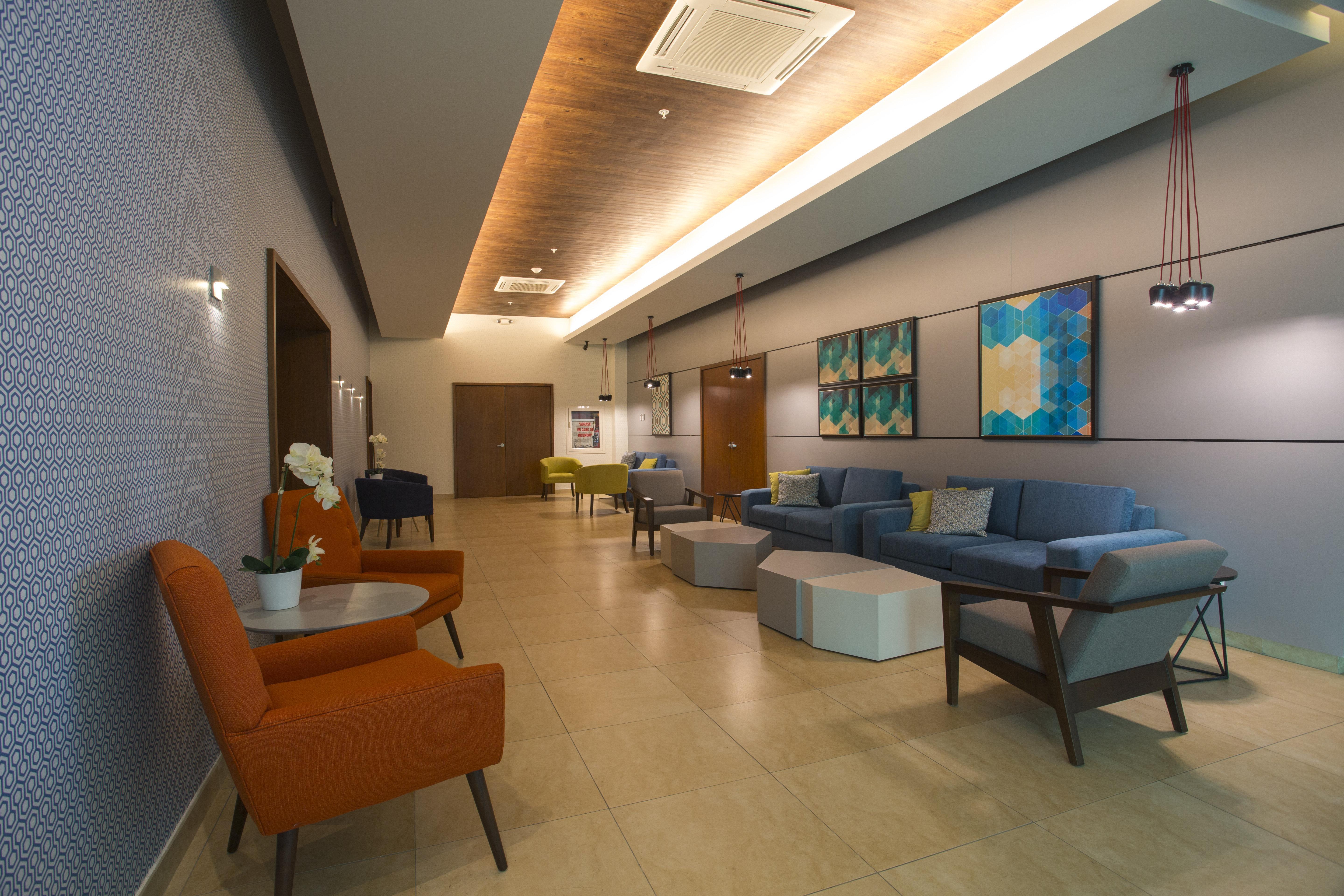 Holiday Inn Express Merida By Ihg Экстерьер фото