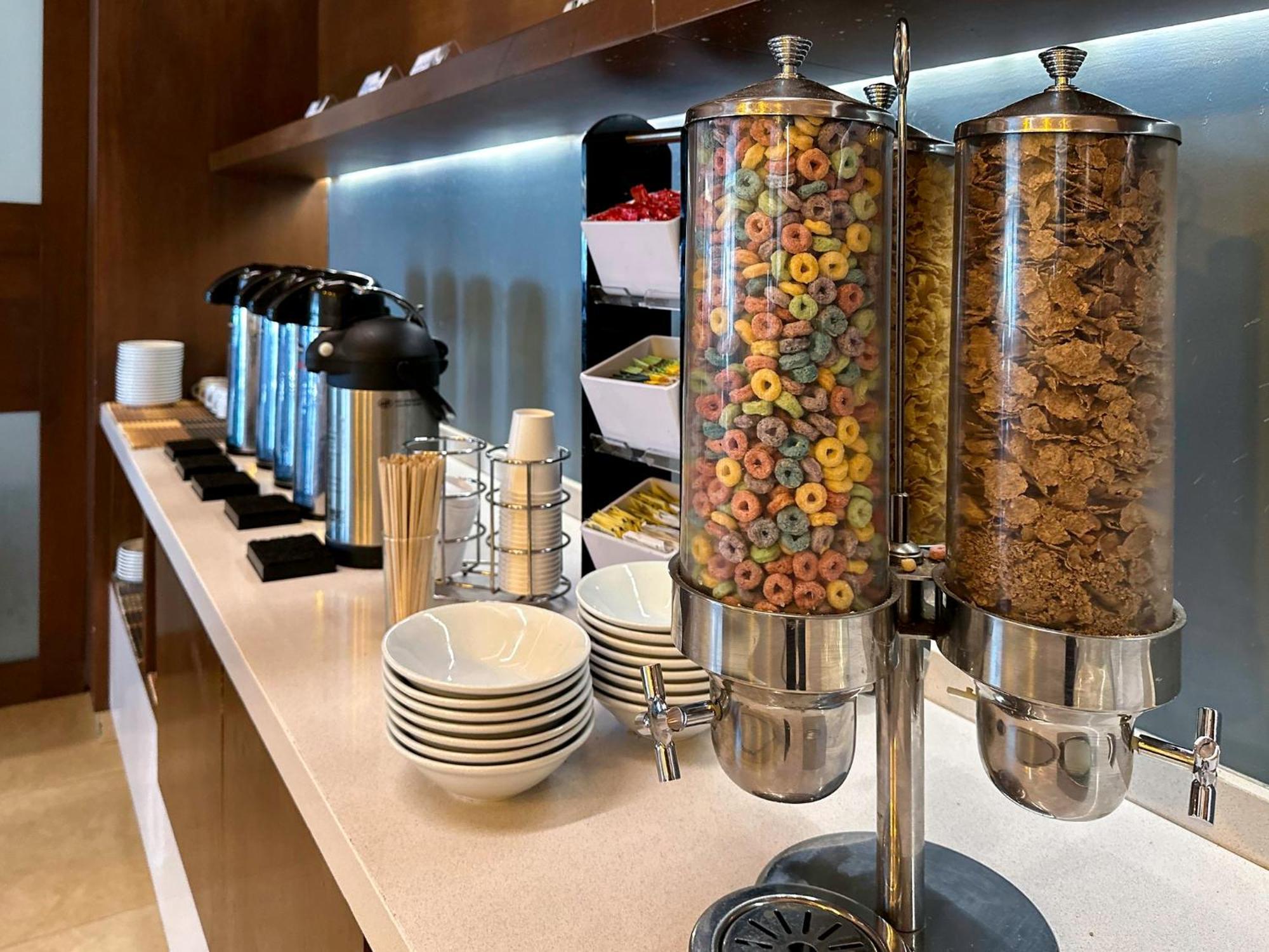 Holiday Inn Express Merida By Ihg Экстерьер фото