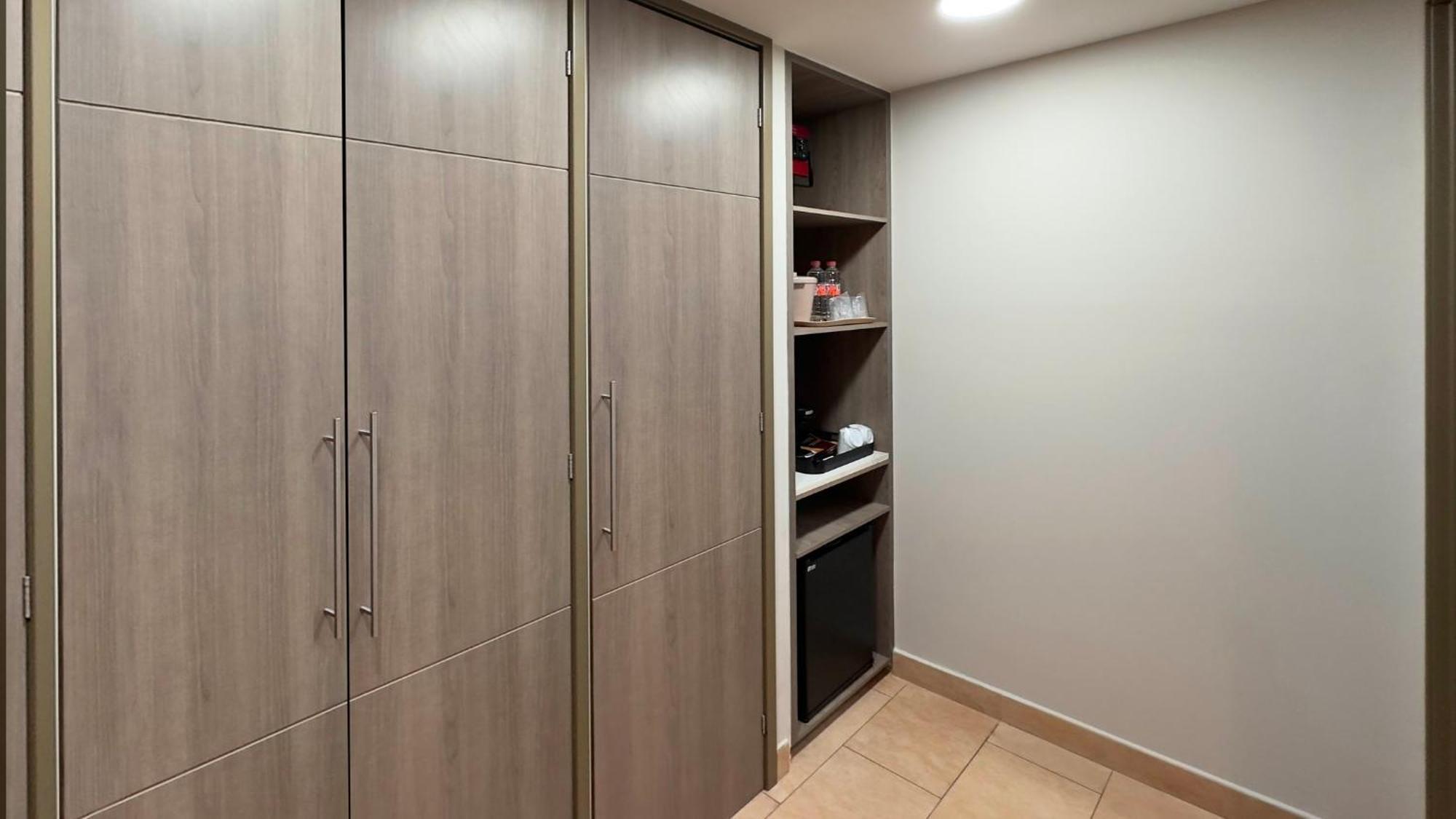 Holiday Inn Express Merida By Ihg Экстерьер фото